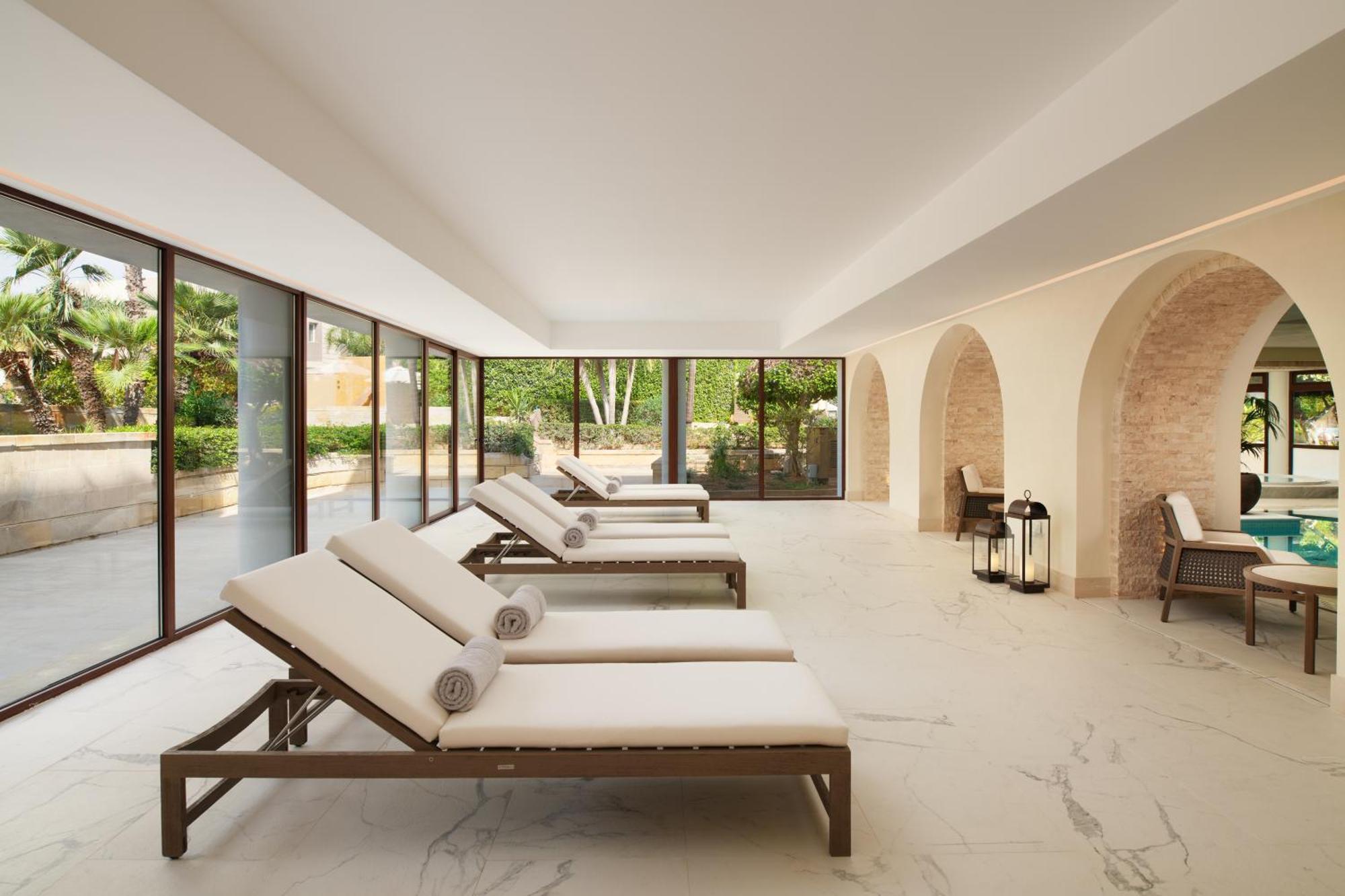 Corinthia Palace Malta Attard Exterior photo Spa at The Westin Palace Madrid