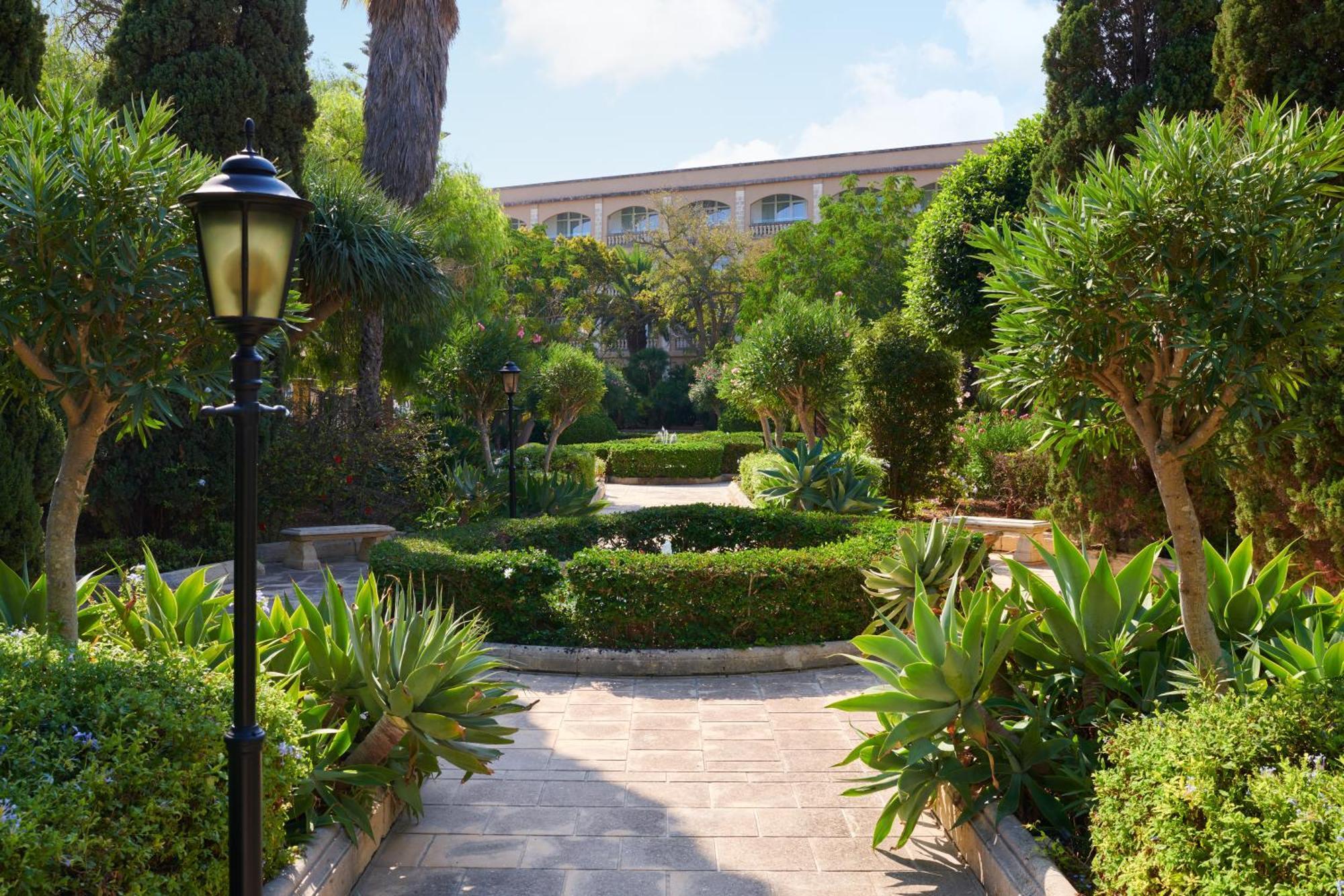 Corinthia Palace Malta Attard Exterior photo
